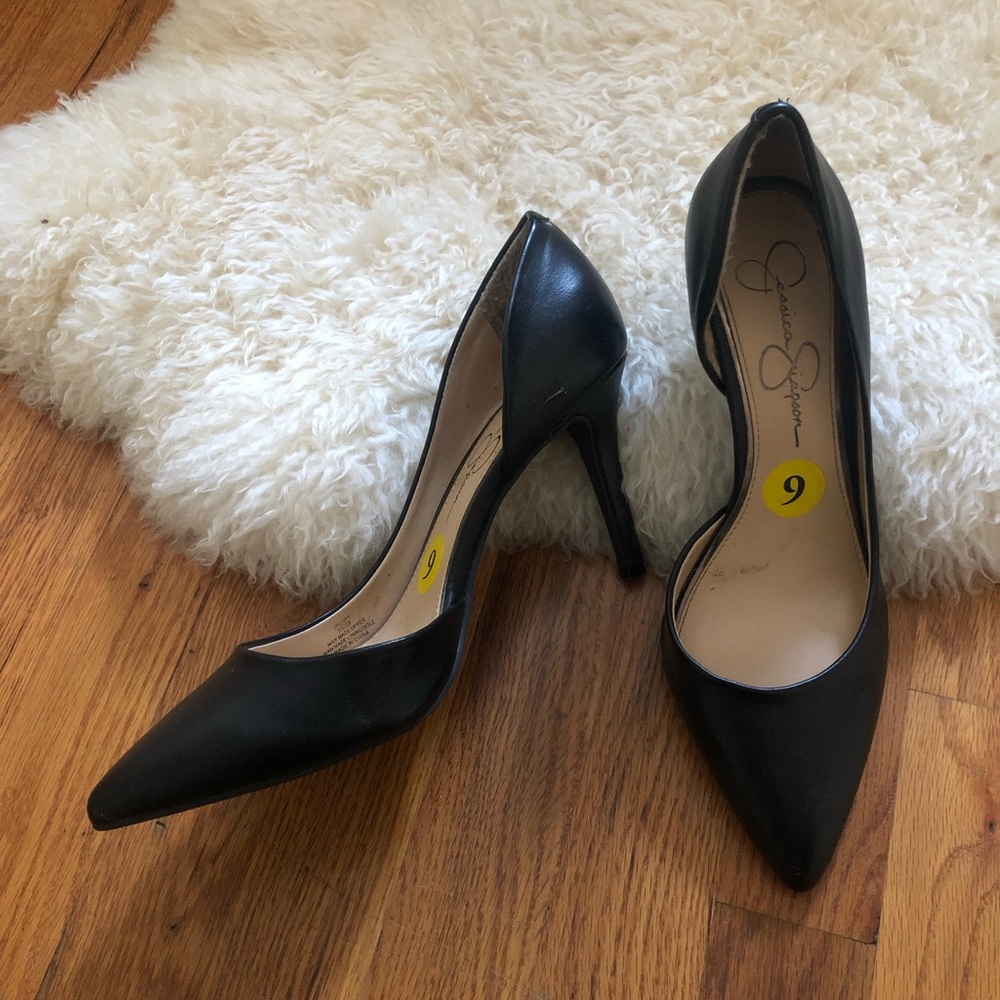 Jessica Simpson Black Pump